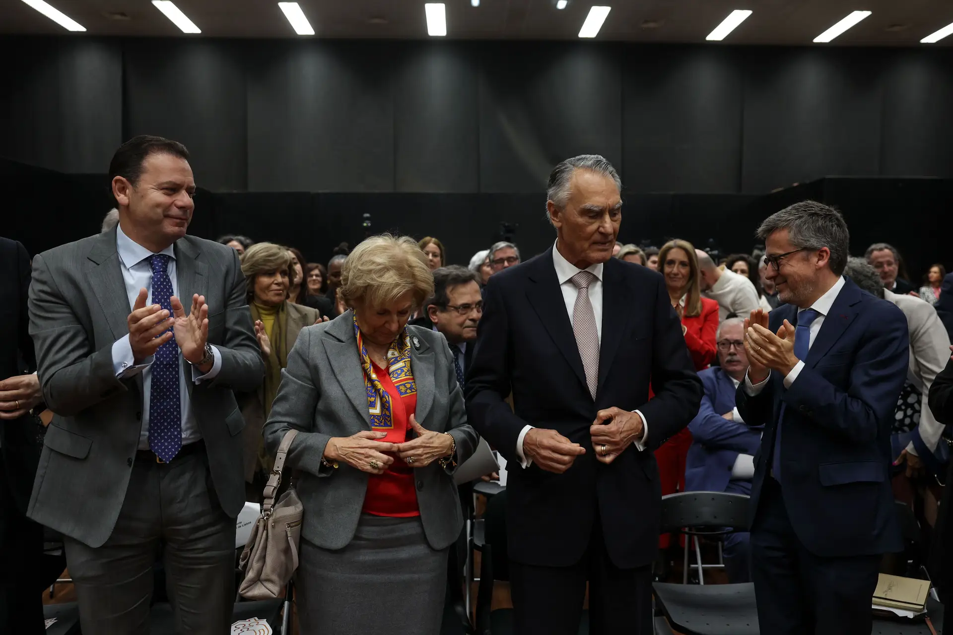 Montenegro diz que crítica de Cavaco ao Governo é "justificada e fundamentada"