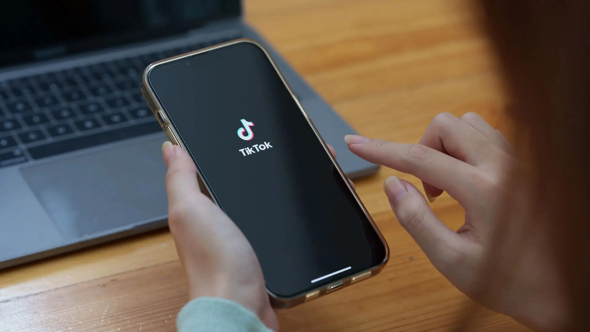 Donald Trump vai tentar "evitar que TikTok fique indisponível" nos Estados Unidos