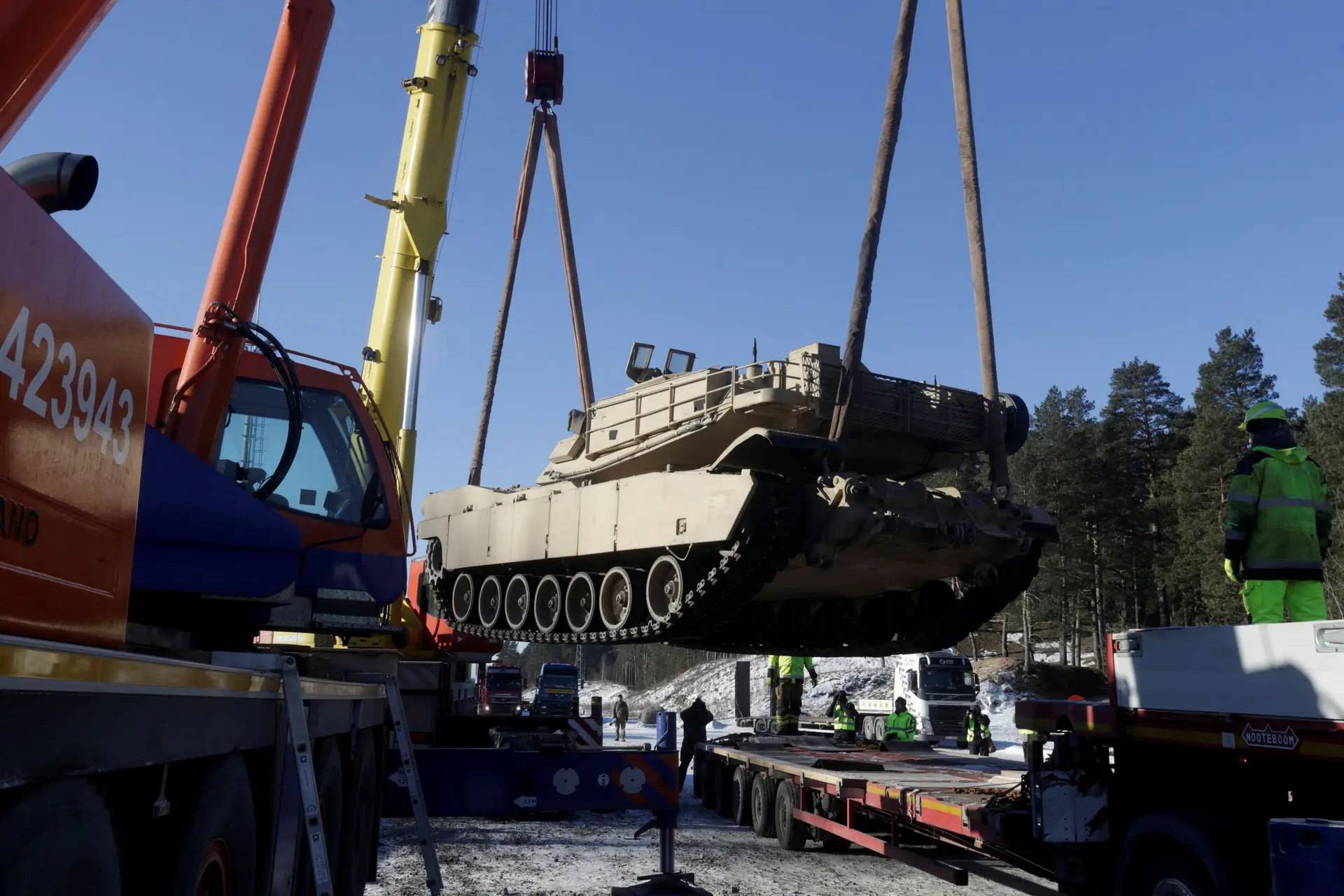 Ucrânia: EUA aceleram envio de tanques Abrams para a frente de batalha