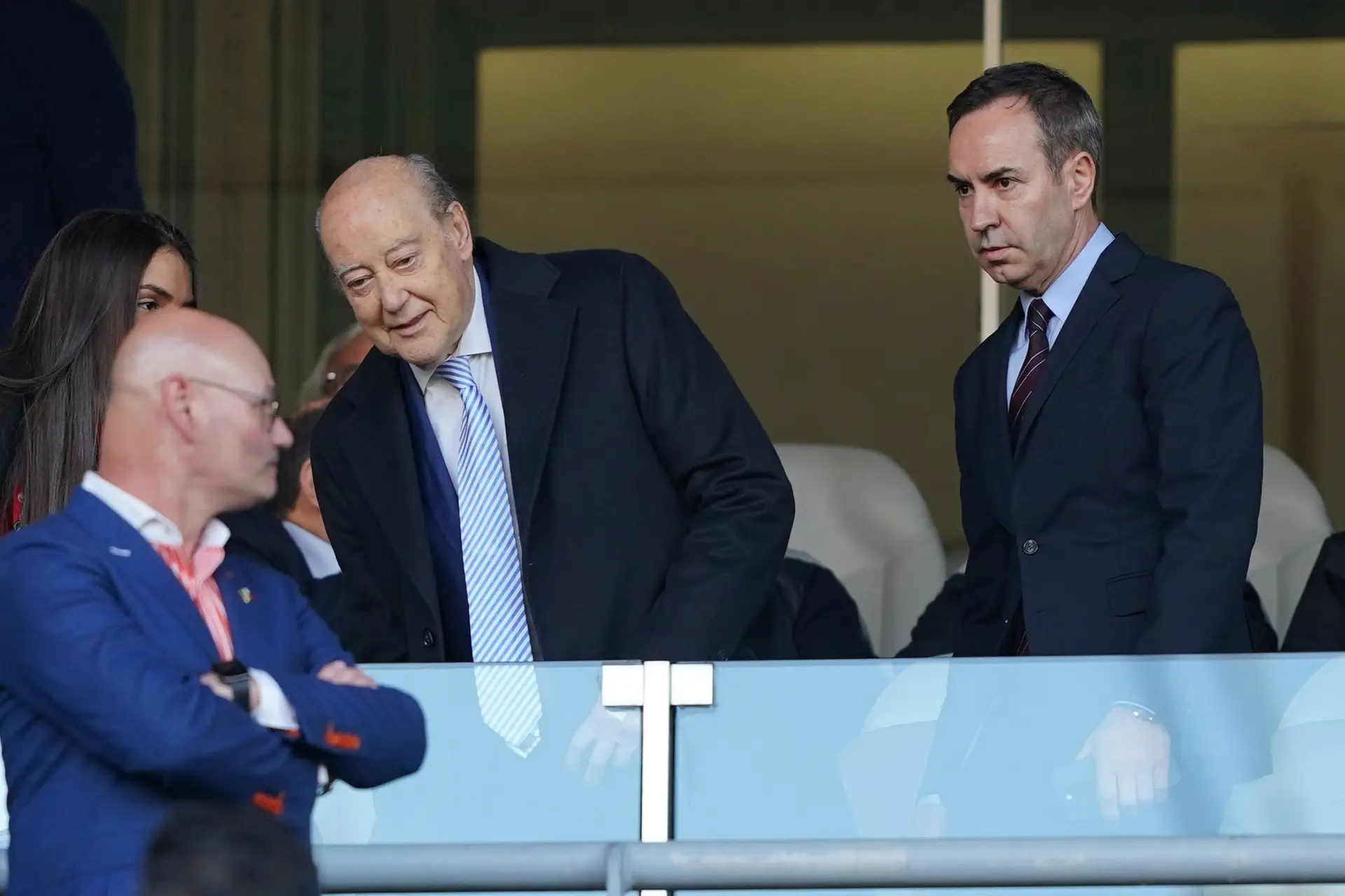 Pinto da Costa e António Salvador durante o jogo entre o FC Porto e o SC Braga para a Primeira Liga.