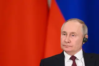 Armas nucleares na Bielorrússia: “É Putin a jogar outra vez essa carta”