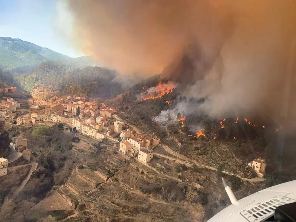 Fogo por controlar há quatro dias em Espanha já queimou 3.800 hectares