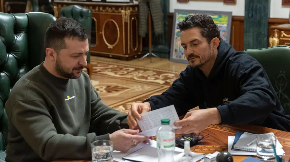 Orlando Bloom e Volodymyr Zelensky em Kiev, Ucrânia