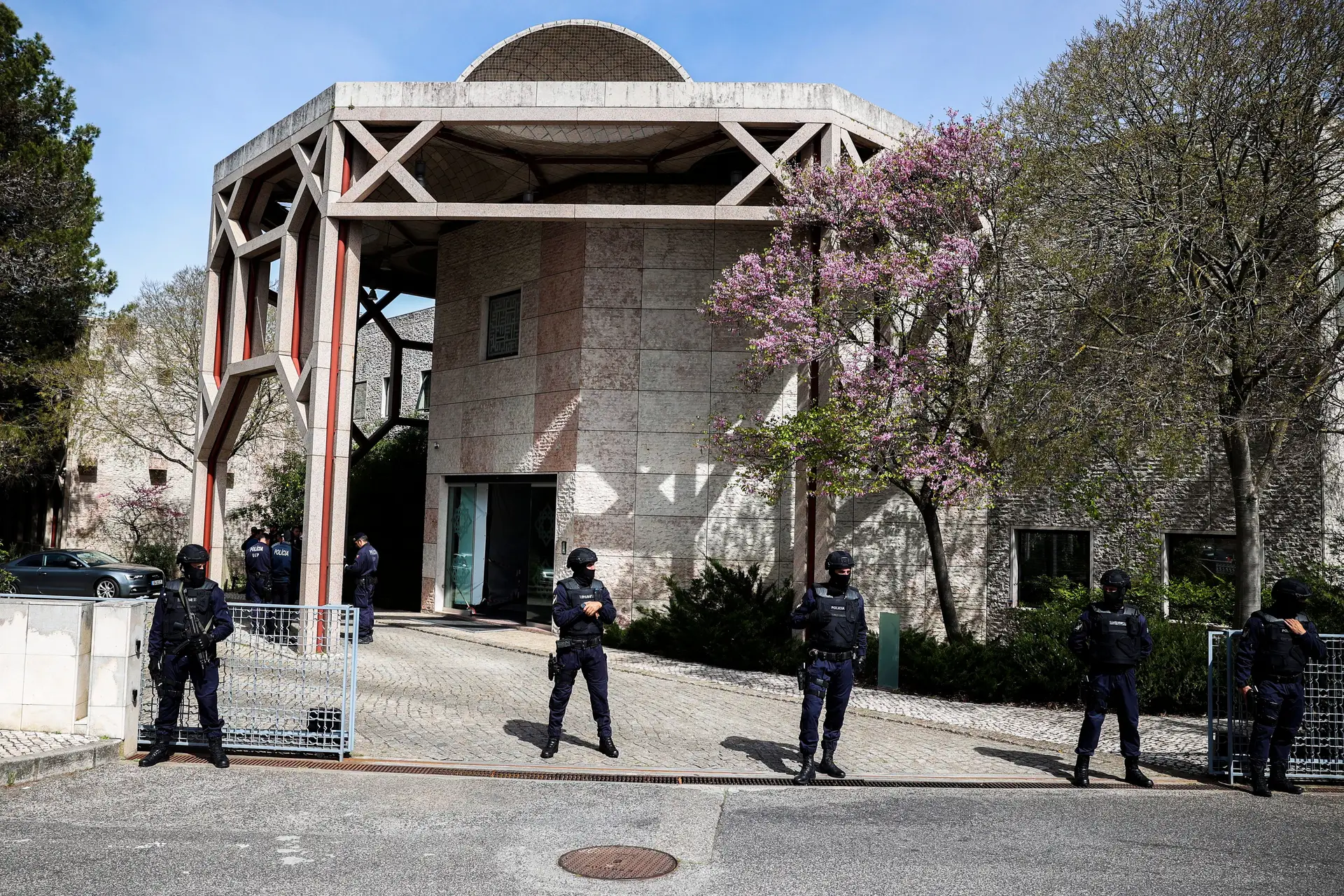 Ataque ao Centro Ismaili