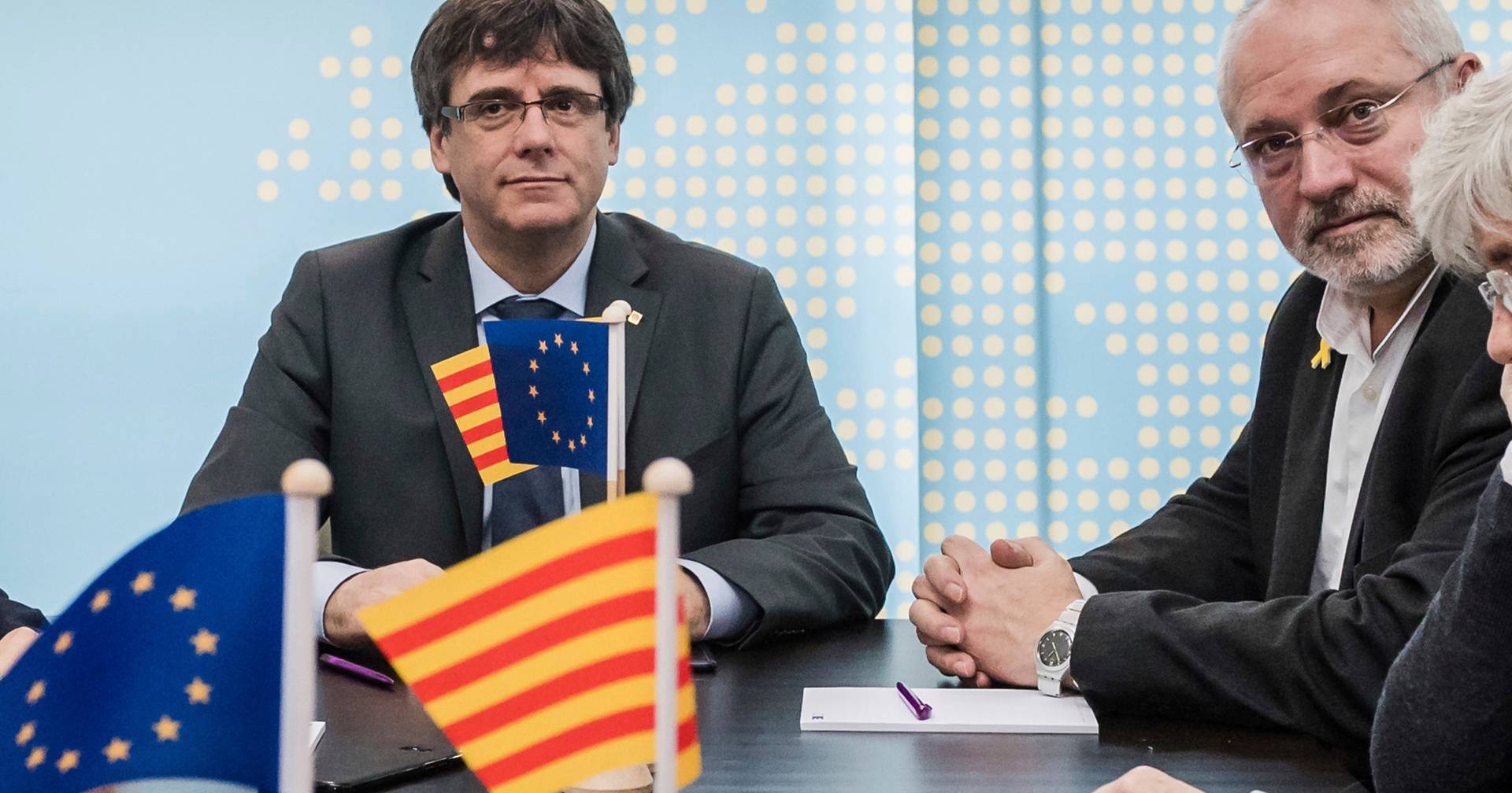 España: La Fiscalía pide al juez del Tribunal Supremo que detenga a Puigdemont