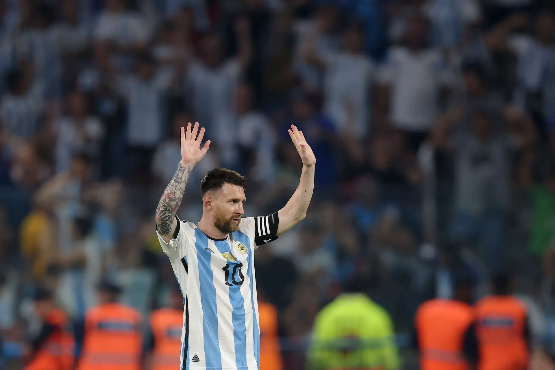 E do outro lado havia um jogador chamado Lionel Messi