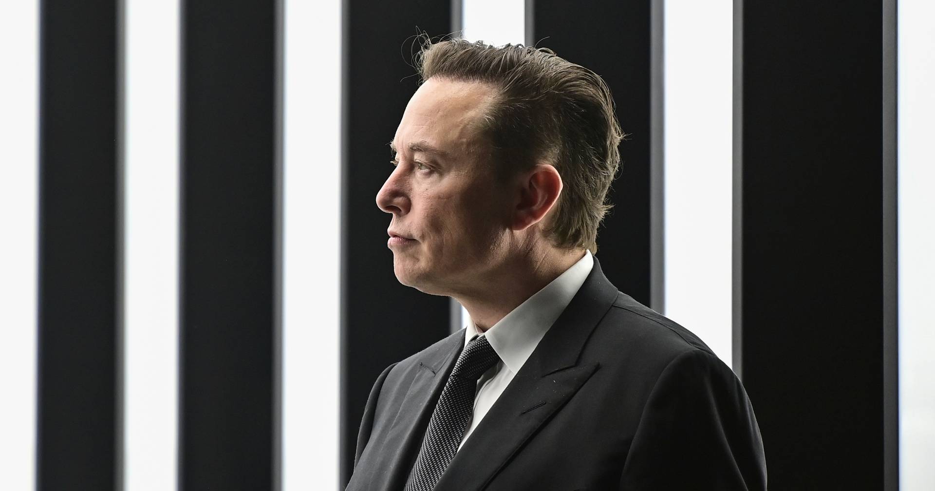Elon Musk et les « parrains » de l’intelligence artificielle appellent à la « pause » et mettent en garde contre les risques pour l’humanité