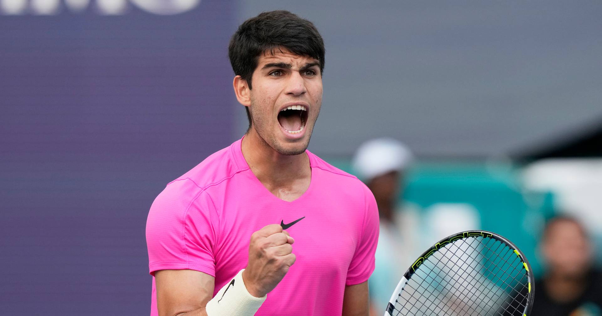 Carlos Alcaraz Vence Taylor Fritz E Está Nas Meias Finais Do Open De Miami Sic Notícias 