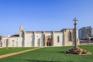 Obras no Convento de Jesus acompanhadas por ministros