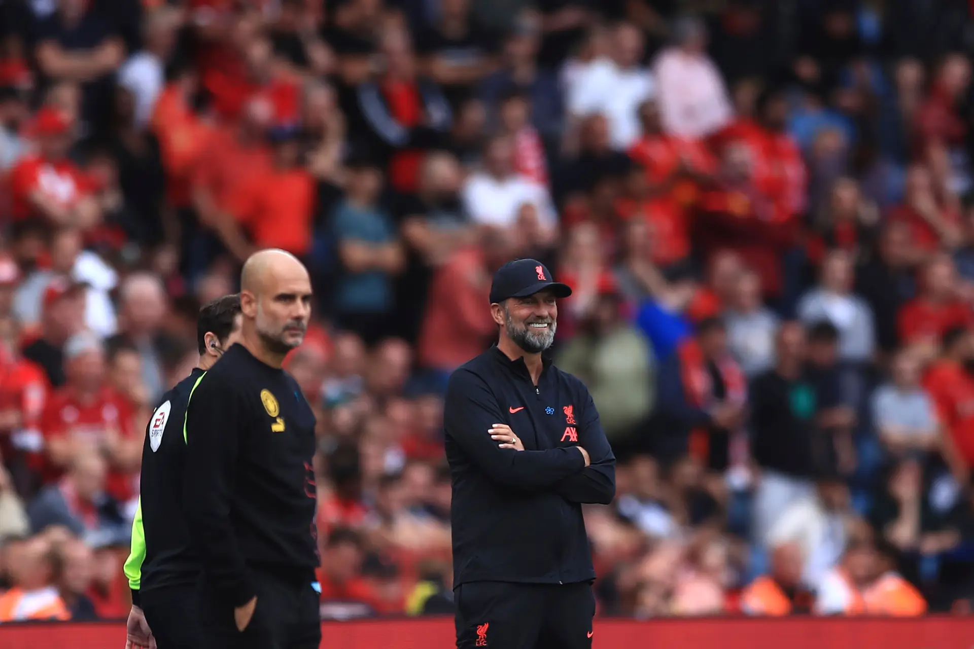Jurgen Klopp e Pep Guardiola enfrentam-se para a Taça da Liga de Inglaterra, em julho de 2022.