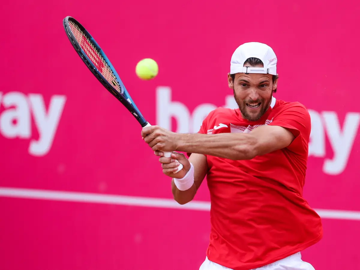 João Sousa eliminado na primeira ronda do torneio de ténis de Pequim – Hoje  Macau