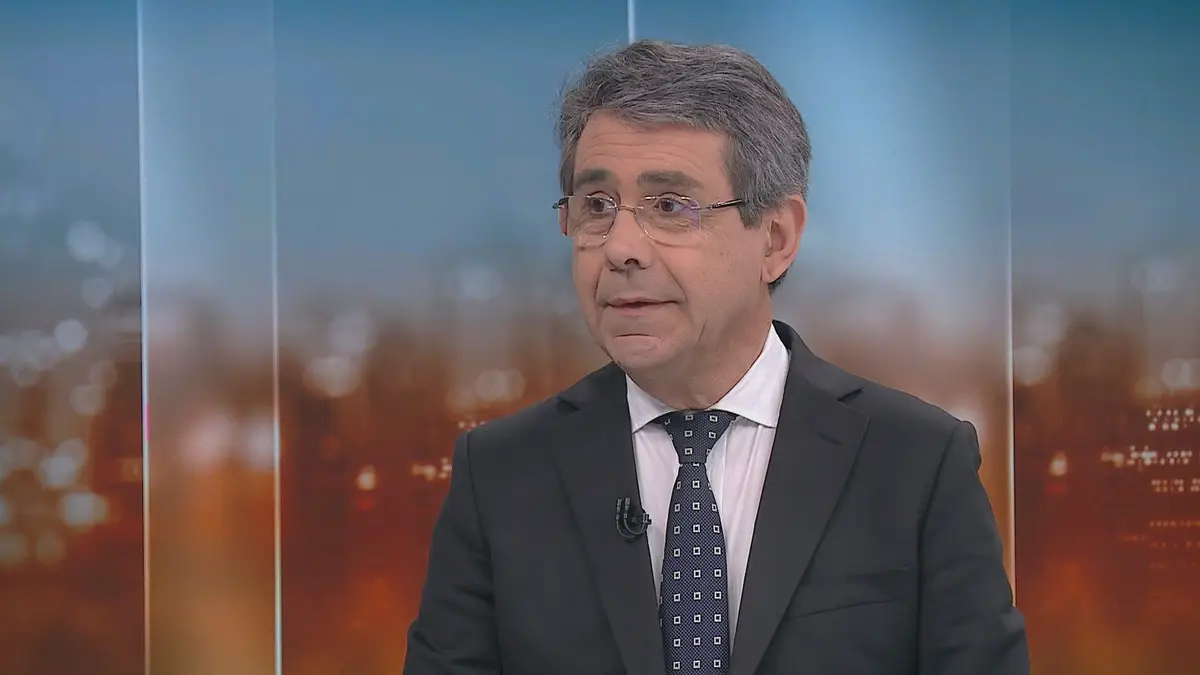 José Gomes Ferreira.