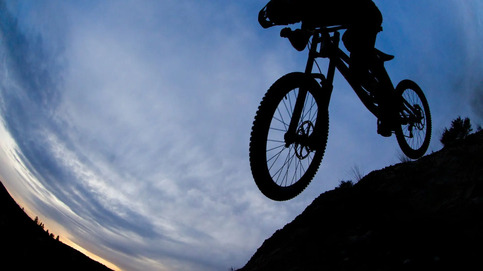 Jovem morre após queda de bicicleta em Condeixa-a-Nova