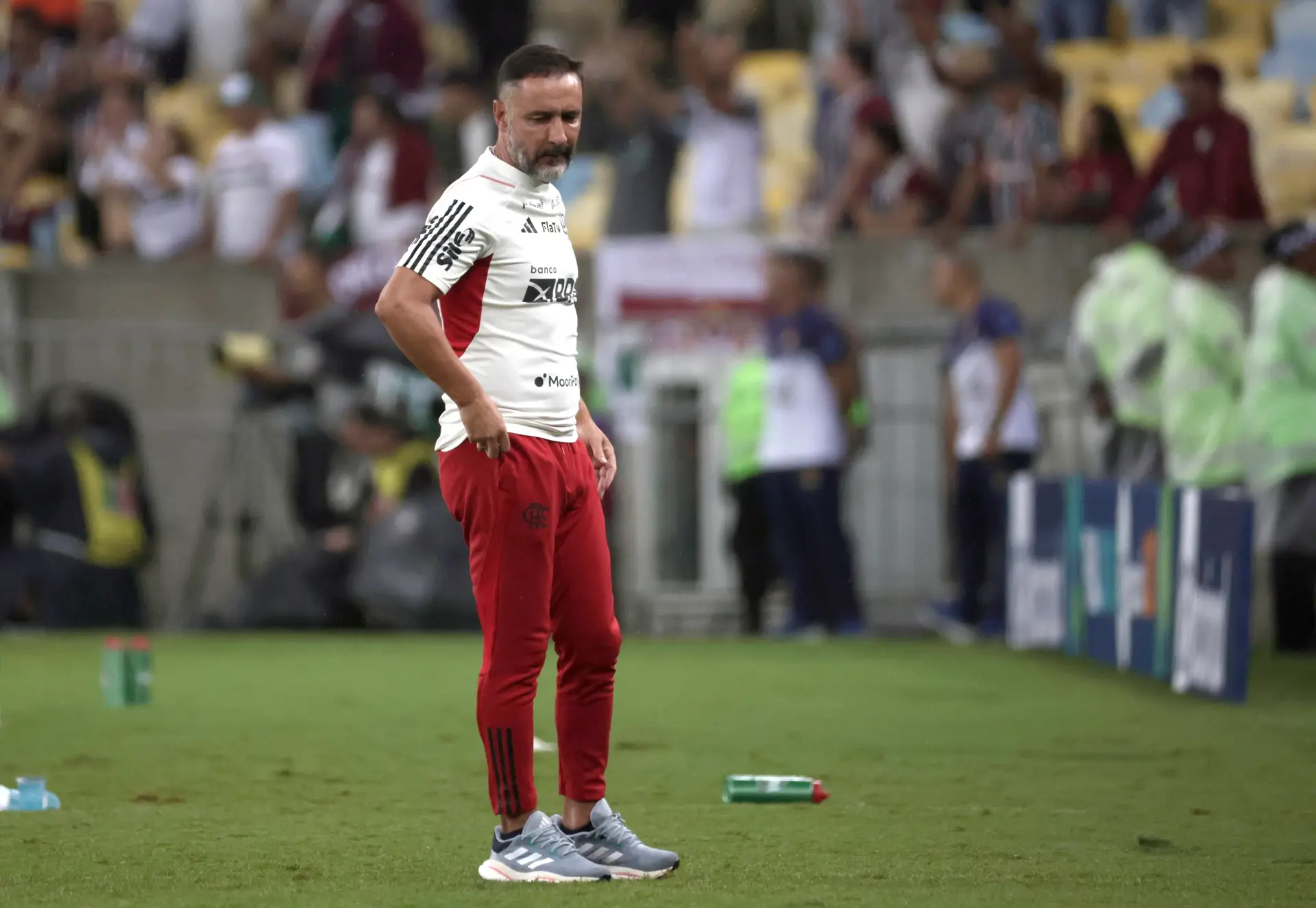 Mesmo sem títulos, início de Vítor Pereira no Flamengo é melhor