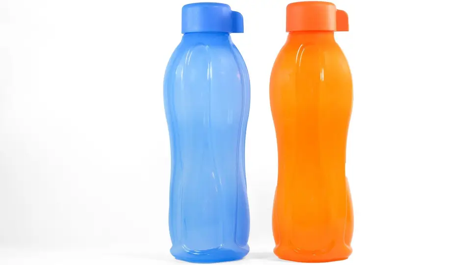 Garrafas de água da Tupperware