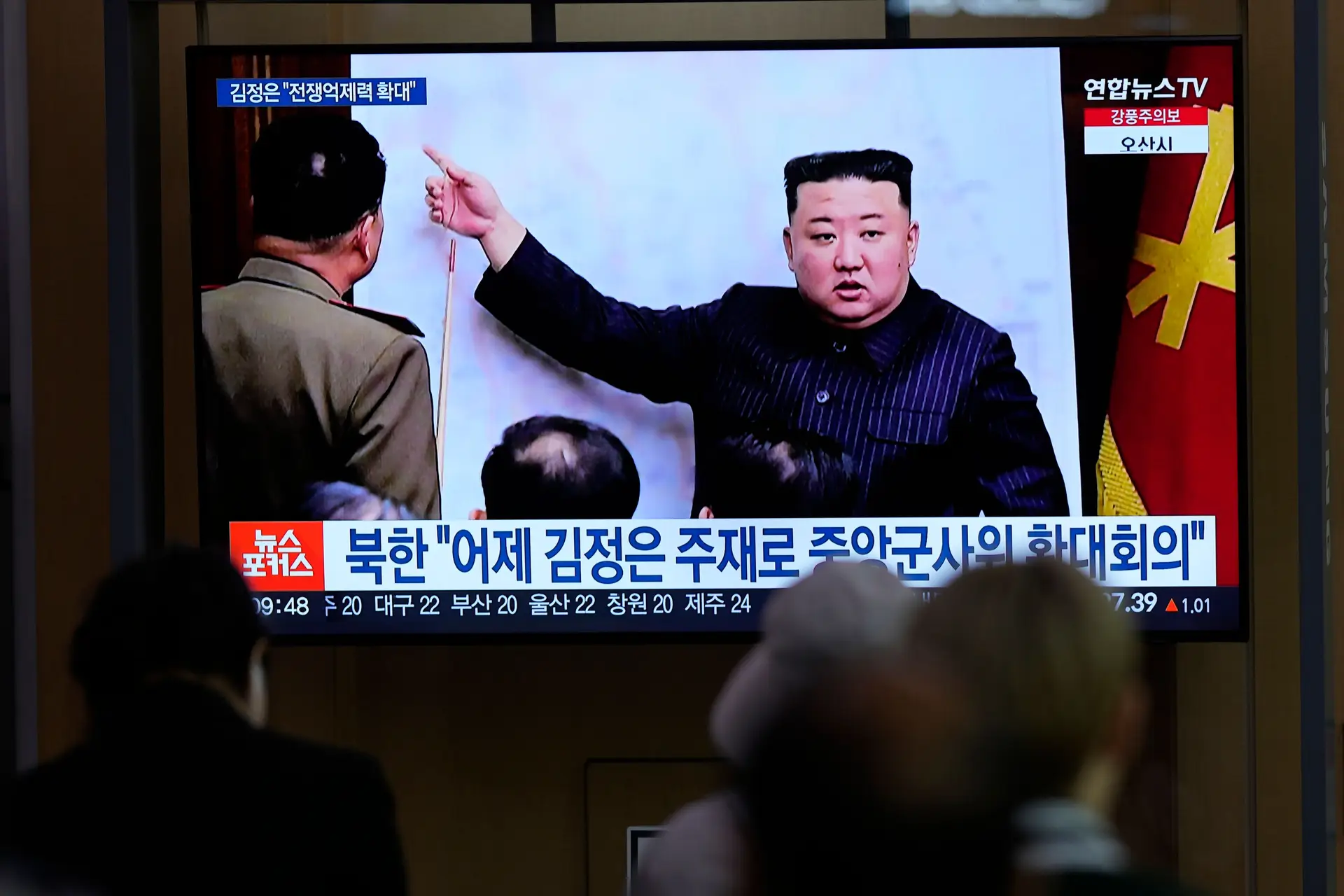 Coreia do Norte terá disparado míssil balístico para o Mar do Japão