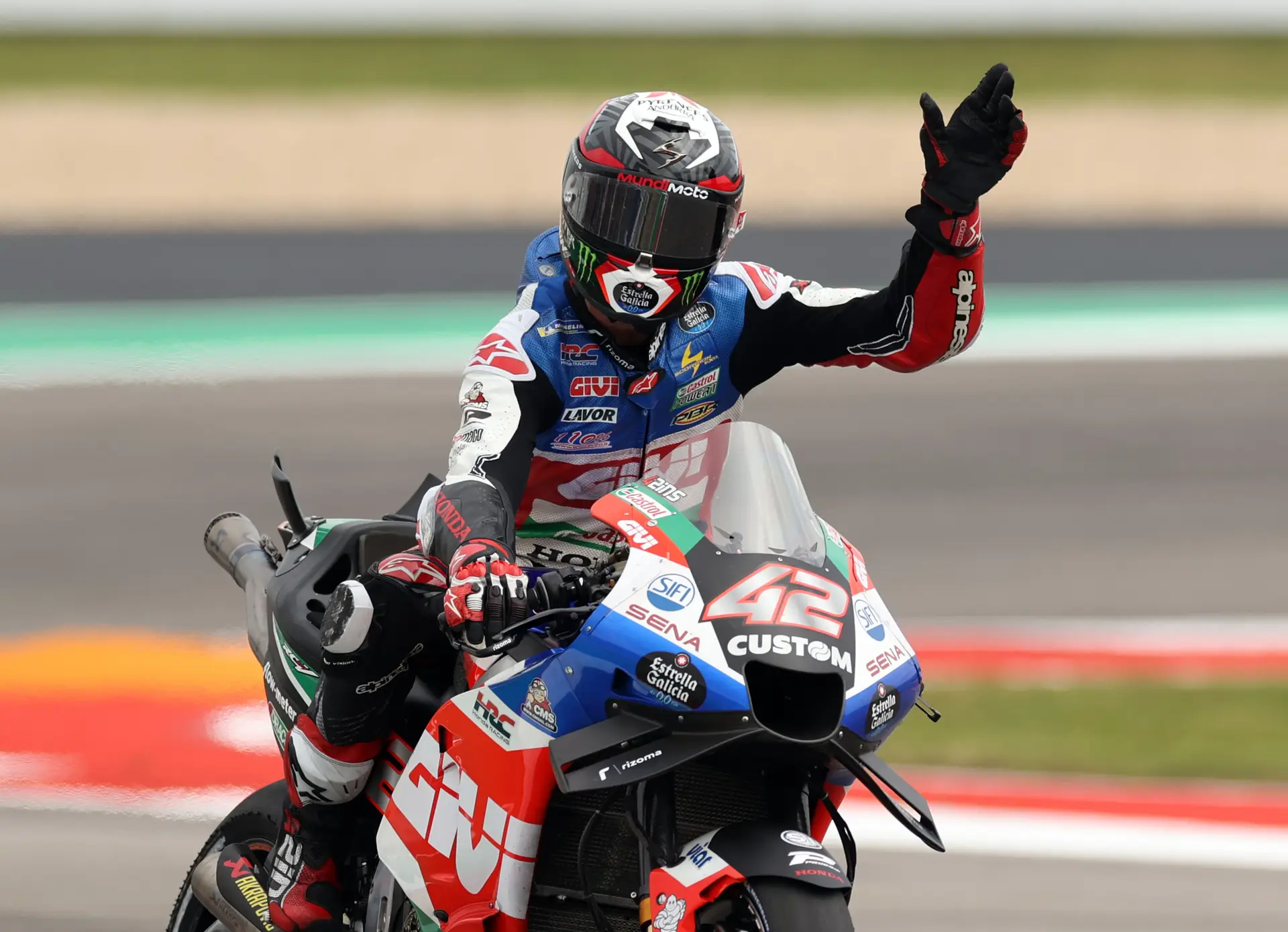 Alex Rins vence GP das Américas com Miguel Oliveira em quinto