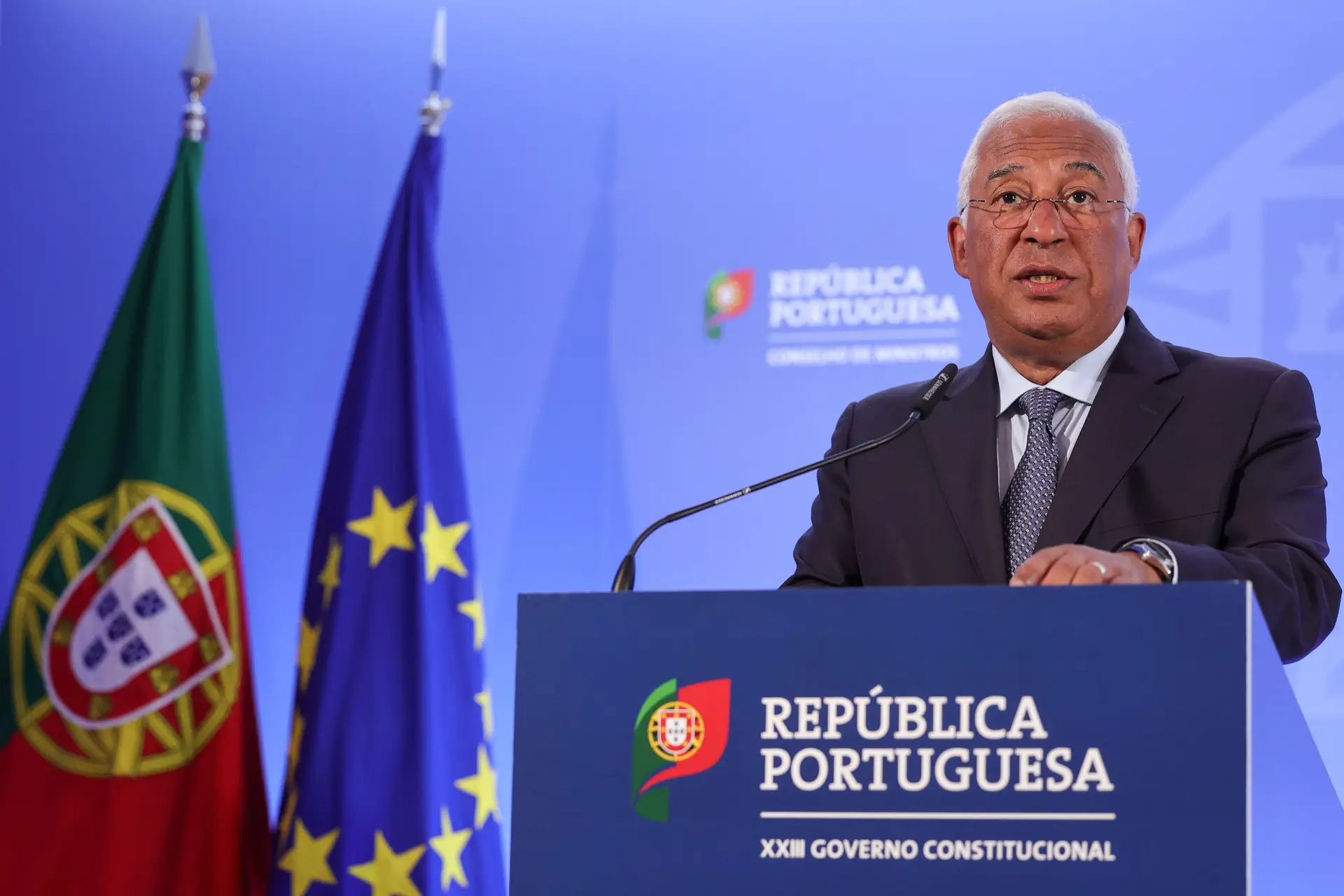 Governo anuncia mais apoios às famílias, défice passa para segundo plano