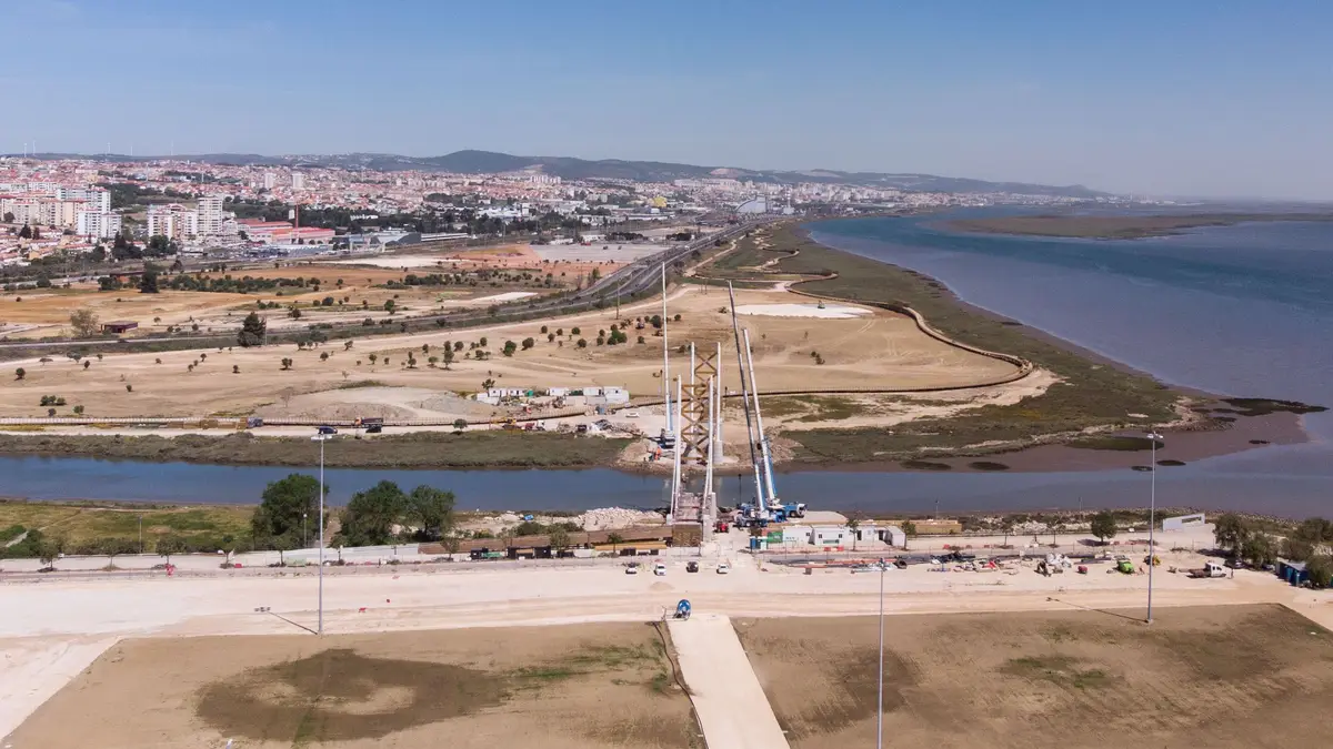 As obras de preparação do recinto do Parque Tejo-Trancão para a Jornada Mundial da Juventude (JMJ) de Lisboa 2023