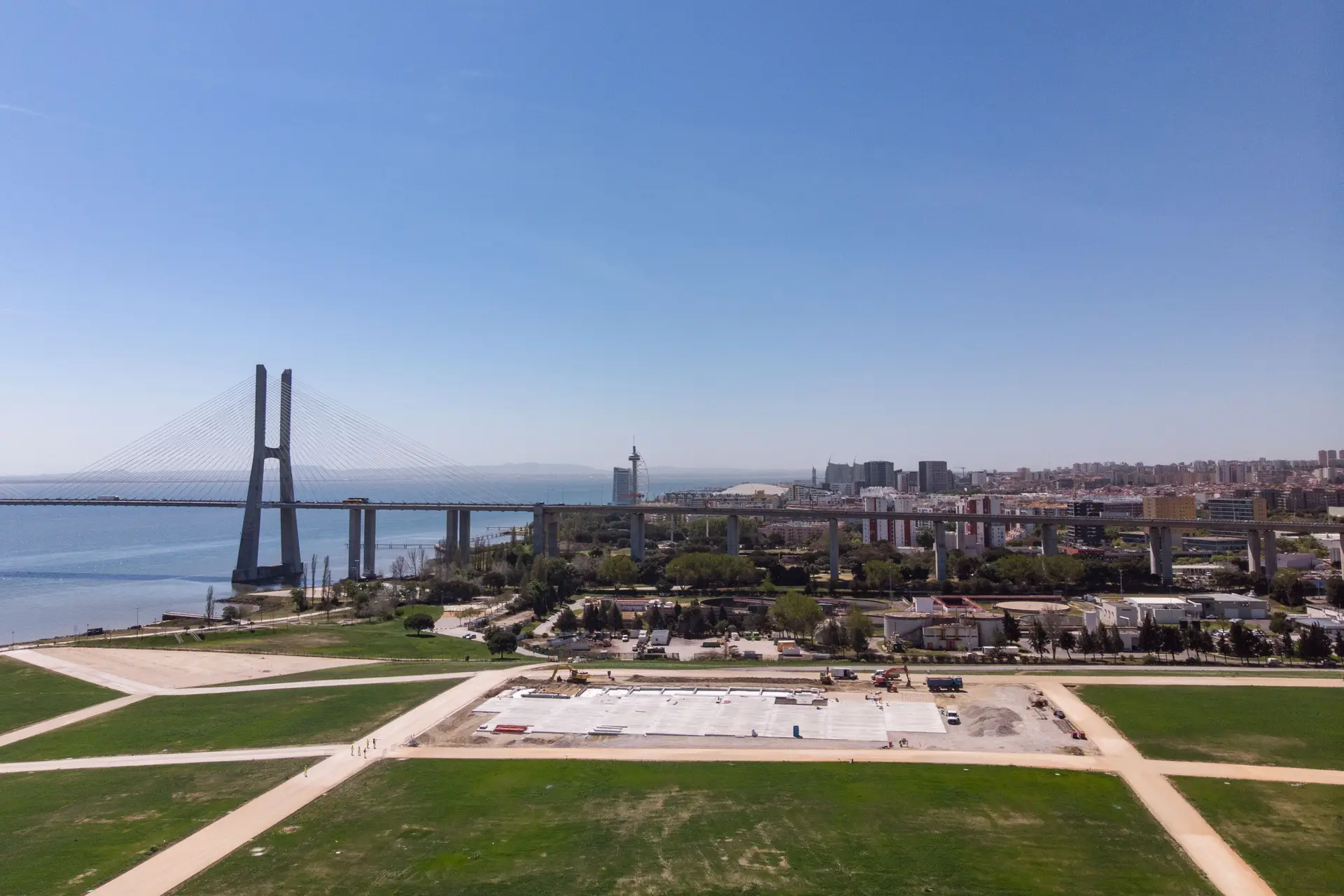 As obras de preparação do recinto do Parque Tejo-Trancão para a Jornada Mundial da Juventude (JMJ) de Lisboa 2023