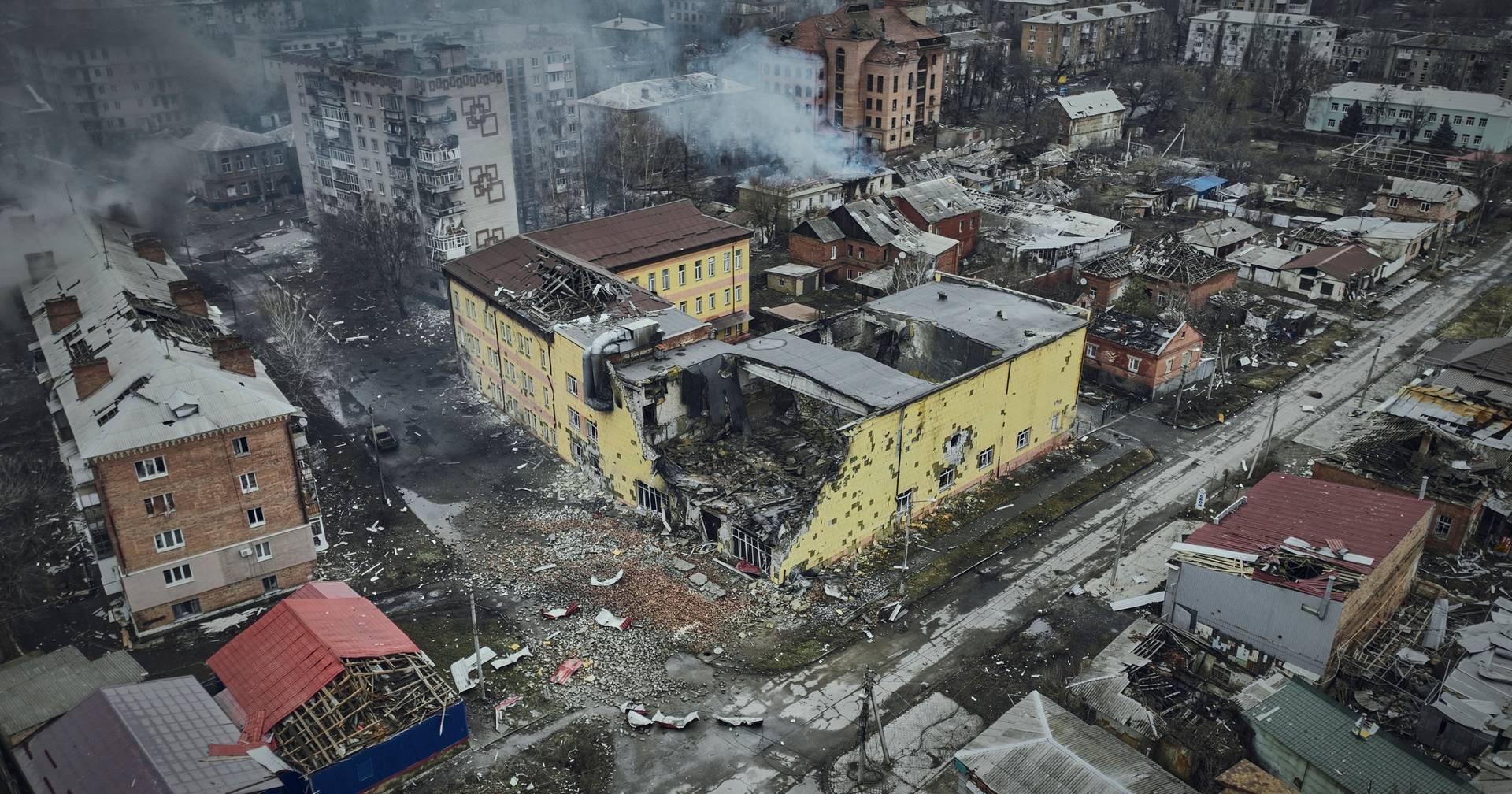 Die Ukraine erkennt den Landverlust in Bakhmut an und wiederholt ihren Appell an die Alliierten