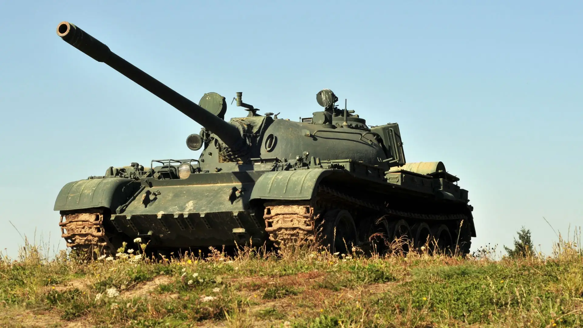 Despesa militar mundial com "máximo histórico" de 2.036 mil milhões de euros