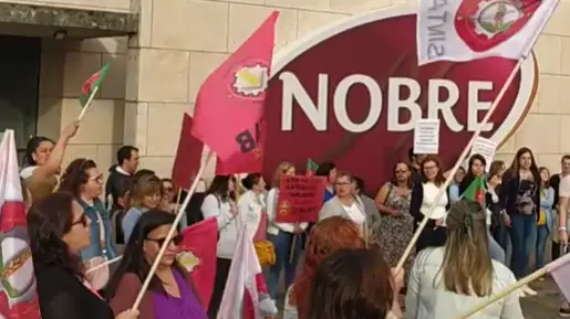 Trabalhadores da Nobre Alimentação em greve