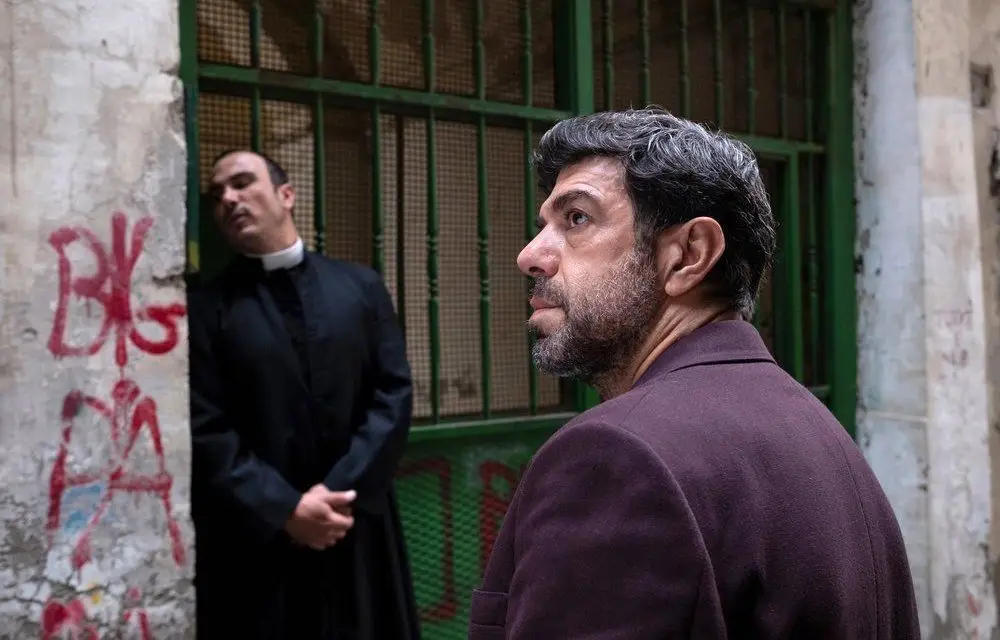 Mario Martone (à direita) em "Nostalgia": entre o drama social e a introspeção pessoal