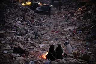 Sismo na Turquia e Síria: três meses depois, ainda há vítimas nos escombros e edifícios a desabar