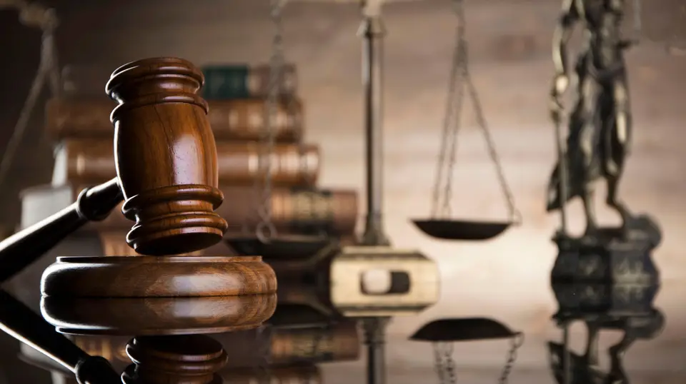 justiça, tribunais