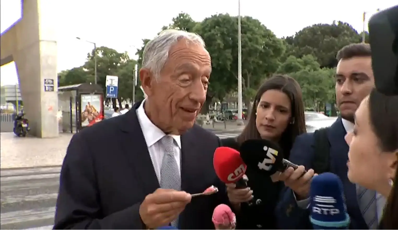 Um gelado para responder a António Costa?
