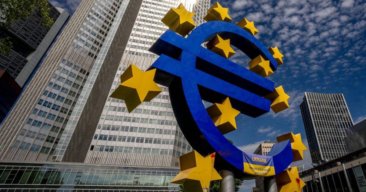 Especialistas do BCE elevam previsões de inflação global para 2,7% ainda este ano