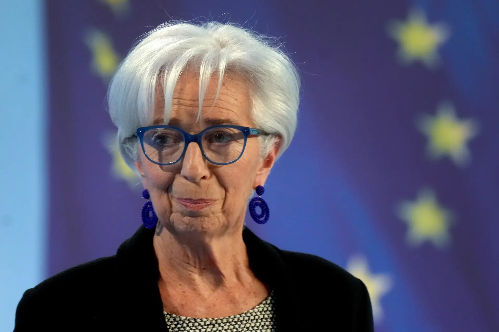 Lagarde deixa alerta: taxas de juro deverão continuar a aumentar