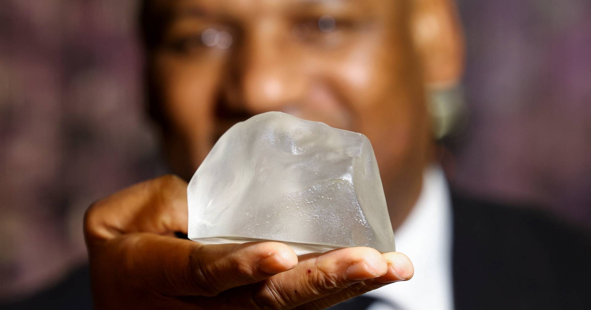 South Africa wants the British royal family to return the world’s largest diamond