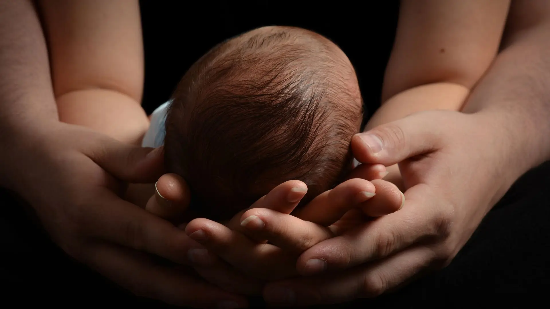 Licença parental, família, bebé.