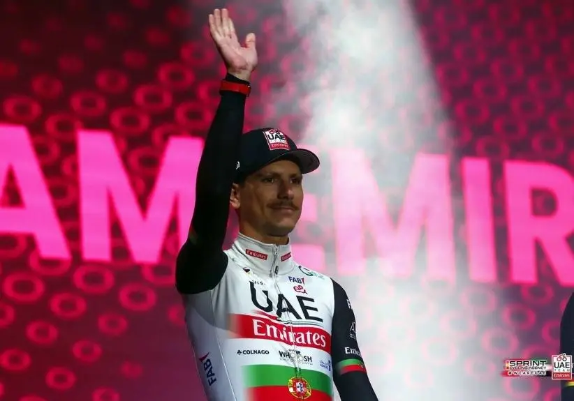 O ciclista português João Almeida