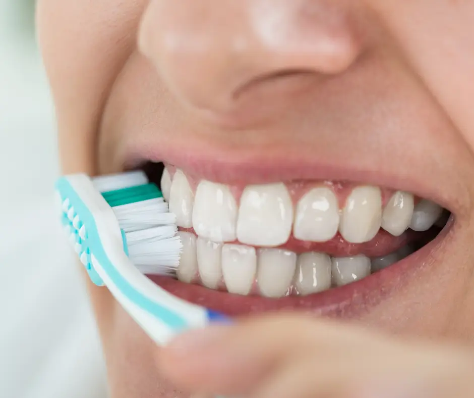 Sangra das gengivas? Não desvalorize, alerta a Sociedade de Periodontologia