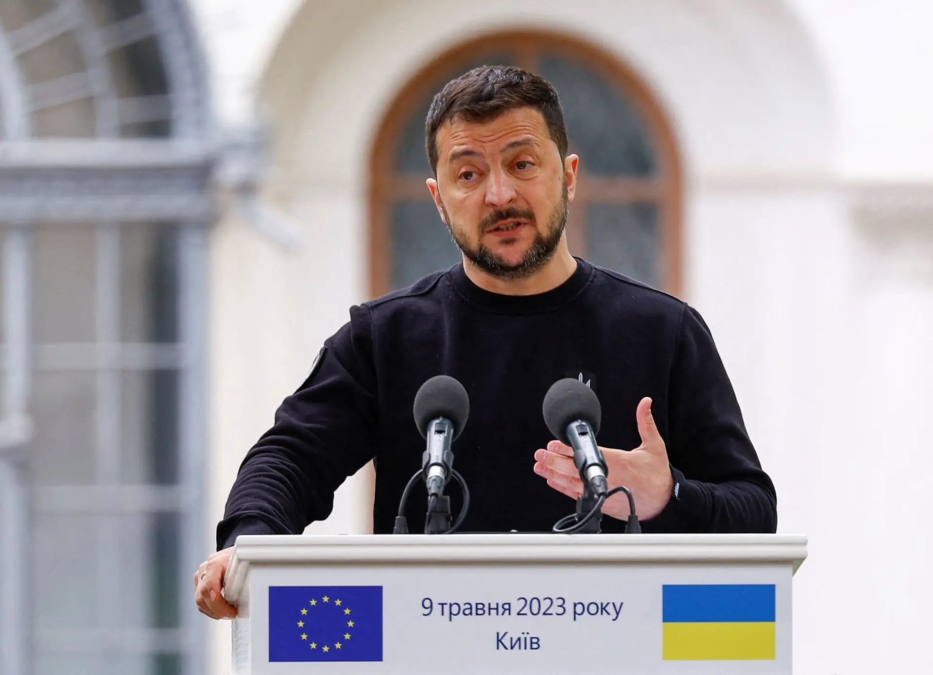 Ataques a Kiev: Zelensky acusa Rússia de terrorismo