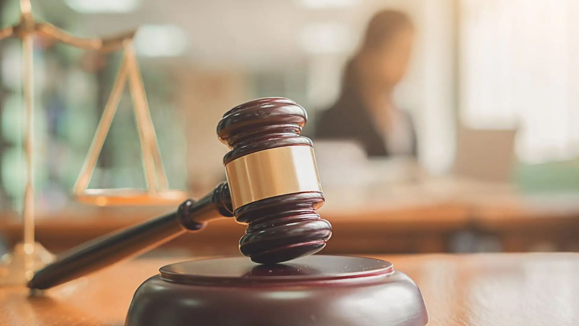 BES/GES respondents remain silent at the beginning of judgment on corruption in Brazil