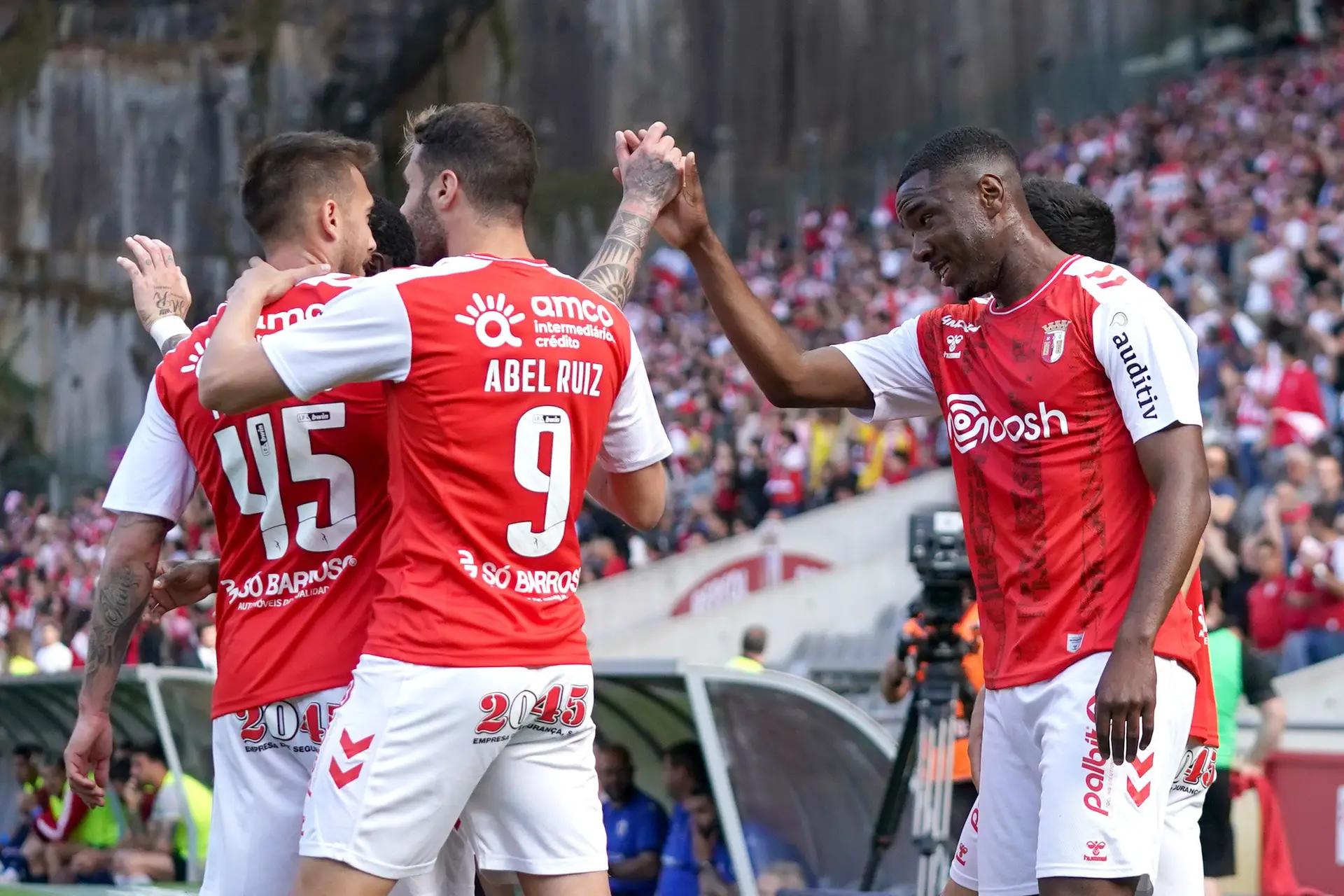 SC Braga vence Santa Clara e mantém-se no pódio