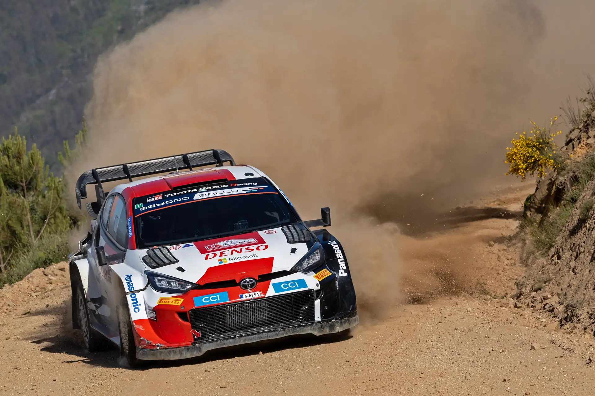 Kalle Rovanperä vence pela segunda vez o Rali de Portugal e assume comando do WRC