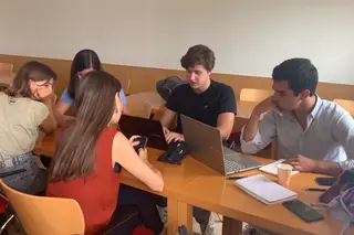 Simuladores do GMC são utilizados em competições internas de universidades