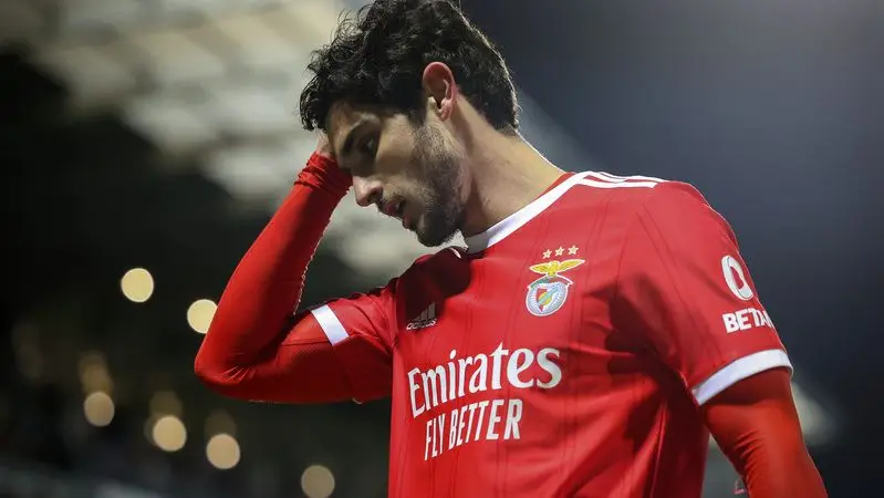 Gonçalo Guedes, extremo esquerdo, 26 anos - 12 jogos, 1 golo - no Benfica desde 2022 (emprestado pelo Wolverhampton)