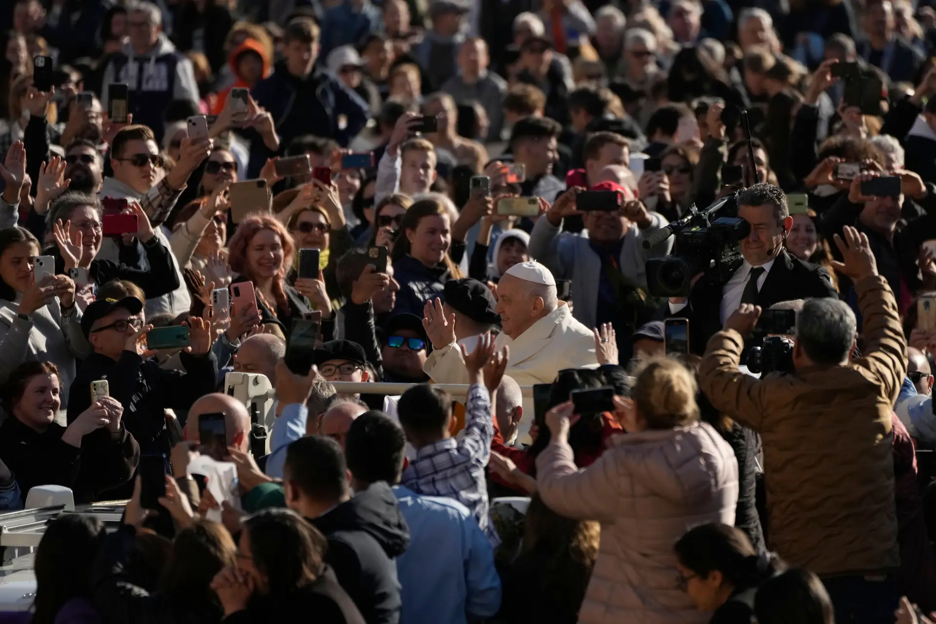Vaticano nega envolvimento em missão de paz na Ucrânia