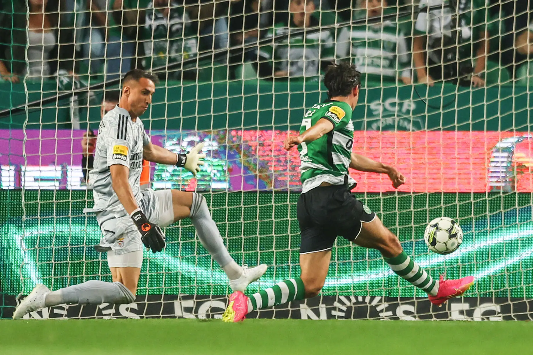 Trincão e Diamonde brilham em Alvalade: eis os golos do Sporting frente ao Benfica