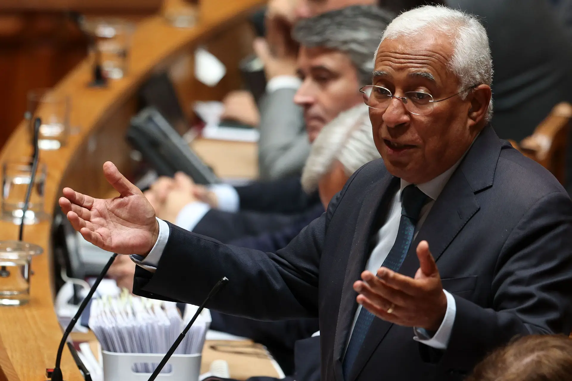Intervenção do SIS? “Se não estiver de acordo, apresente uma moção de censura”, desafia Costa