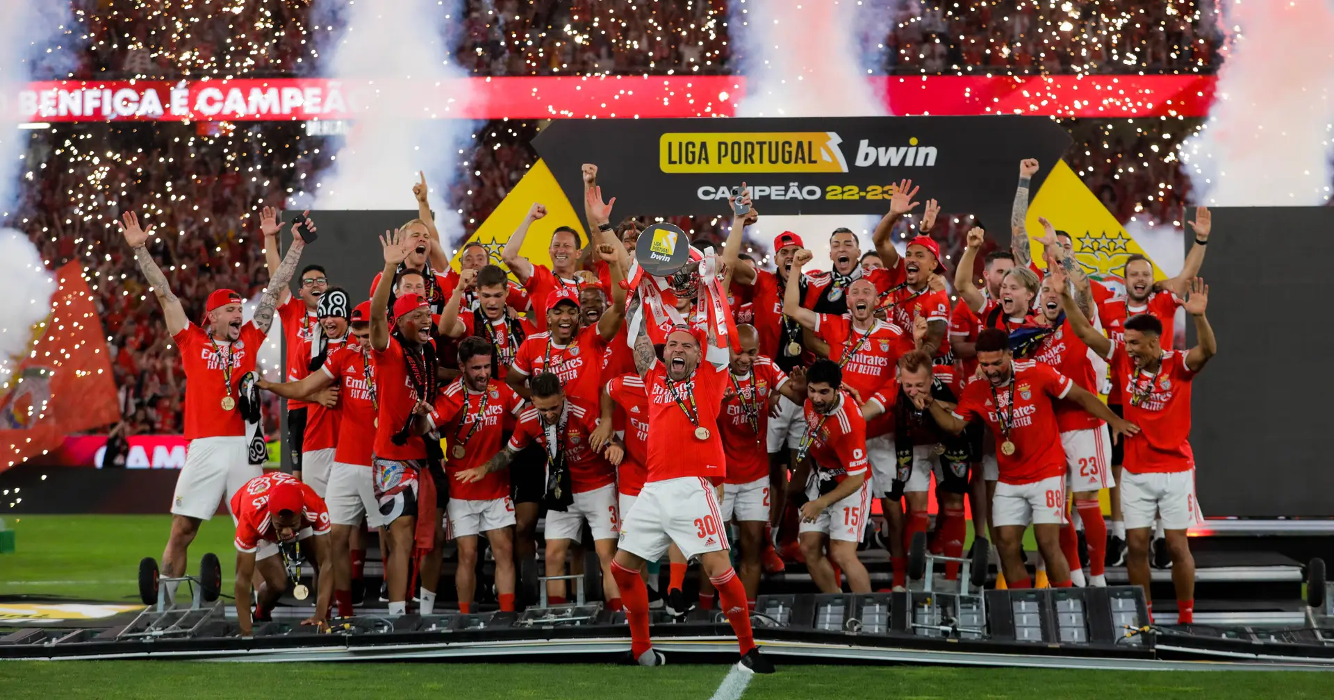 Benfica é Campeão Nacional De Futebol - SIC Notícias