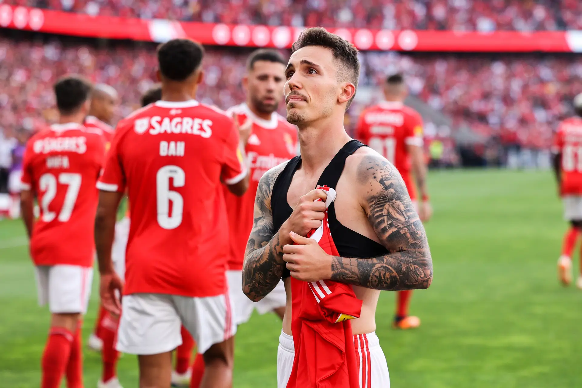Benfica: Grimaldo deseja "boa sorte" às águias antes do Clássico com o FC Porto