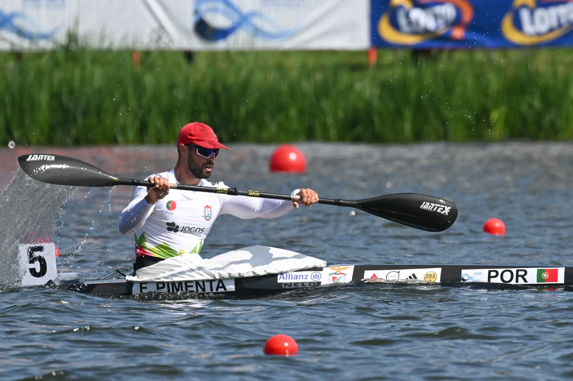 Fernando Pimenta conquista terceira medalha nos Mundiais de canoagem