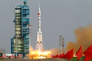 China pretende realizar missão tripulada à Lua até 2030